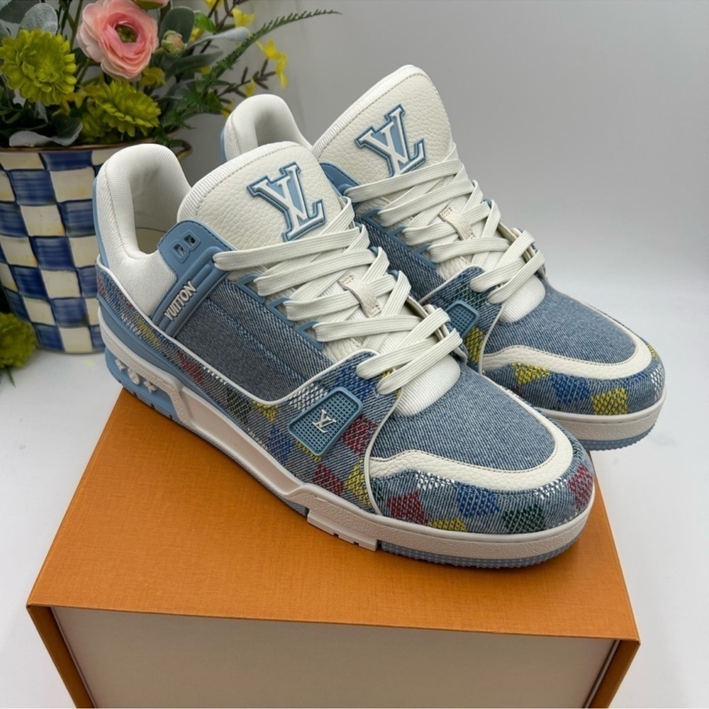 Men’s Louis Vuitton X Murakami trainer sneaker size 10 fits 11 US. Made Italy.